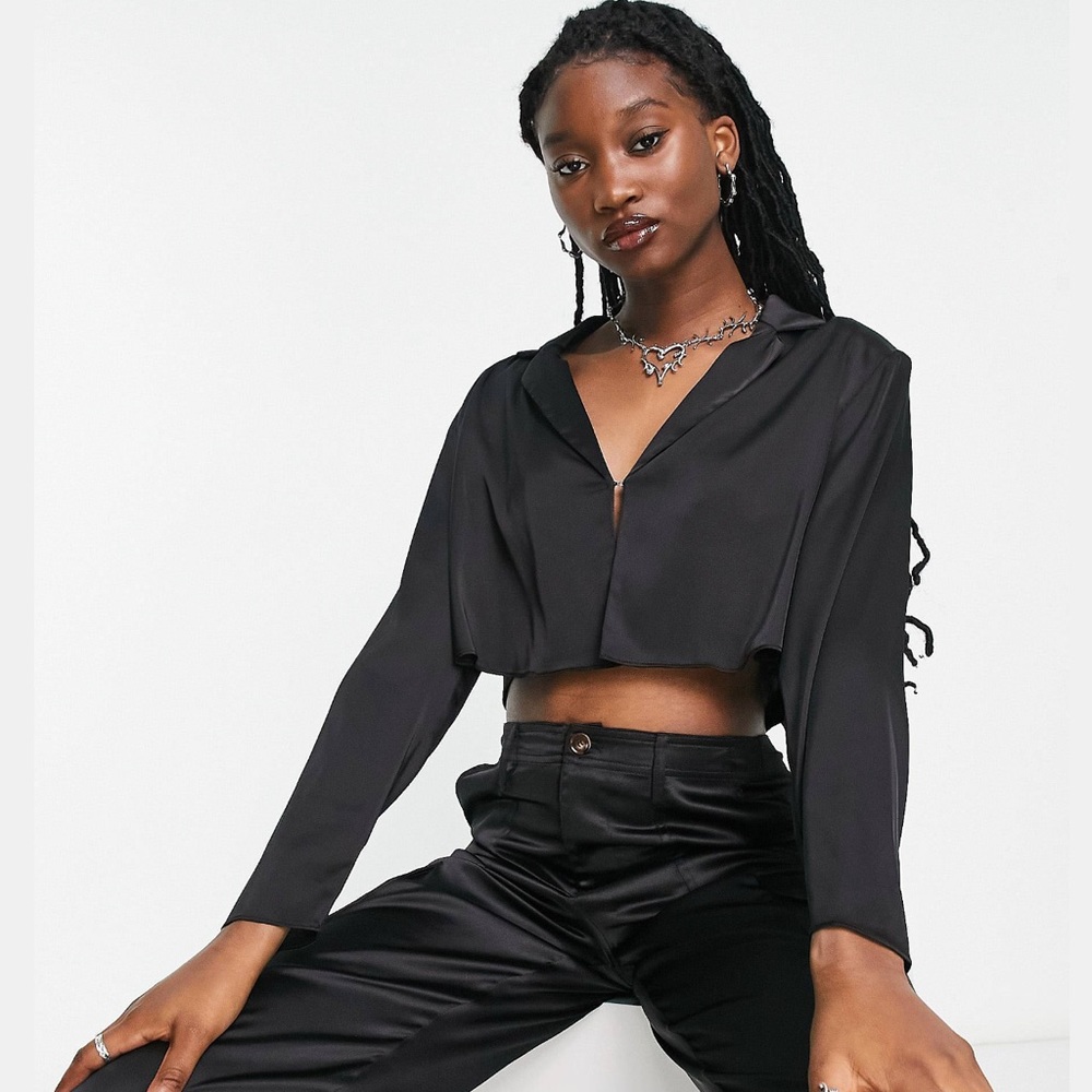 NWT Signature8 black cropped satin shirt/blazer